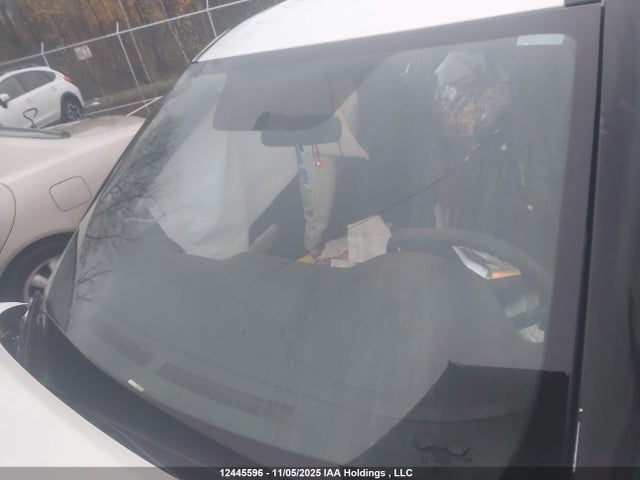 12445596 :رقم المزاد ، 3N1CP5CU4KL478127 vin ، 2019 Nissan Kicks S/sr/sv مزاد بيع
