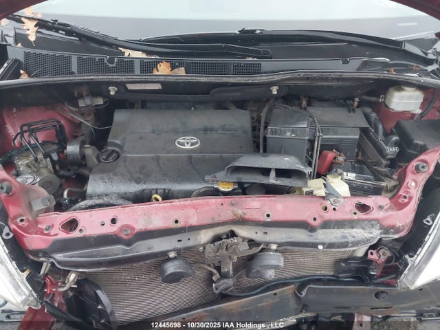 12445698 :رقم المزاد ، 5TDZK3DC0ES417212 vin ، 2014 Toyota Sienna 7 Passenger مزاد بيع