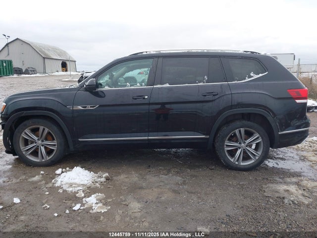 12445759 :رقم المزاد ، 1V2RR2CA6JC571066 vin ، 2018 Volkswagen Atlas Sel مزاد بيع