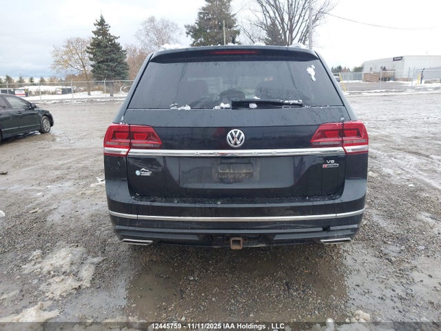 12445759 :رقم المزاد ، 1V2RR2CA6JC571066 vin ، 2018 Volkswagen Atlas Sel مزاد بيع