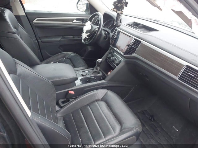 12445759 :رقم المزاد ، 1V2RR2CA6JC571066 vin ، 2018 Volkswagen Atlas Sel مزاد بيع