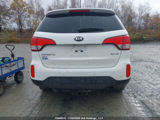 2015 Kia Sorento Ex V6 მანქანა იყიდება აუქციონზე, vin: 5XYKUDA76FG634819, აუქციონის ნომერი: 12445815