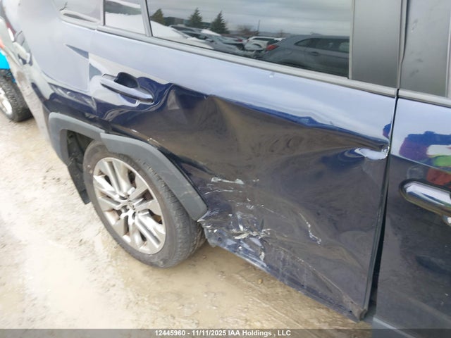 12445960 :رقم المزاد ، 2T3R1RFV7MW224220 vin ، 2021 Toyota Rav4 Xle/xle Premium مزاد بيع