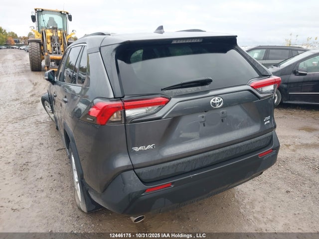 Toyota Rav4 Xle 2021 2T3R1RFV7MC236109 Image 3