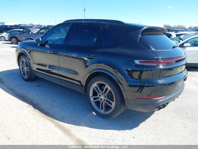 Porsche Cayenne 2025 WP1AA2AYXSDA00275 Image 3