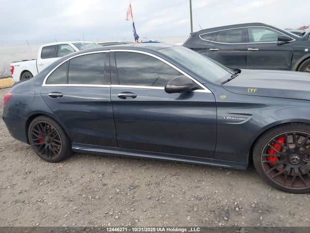 55SWF8HB1GU140257 Mercedes-Benz Amg C 63 S