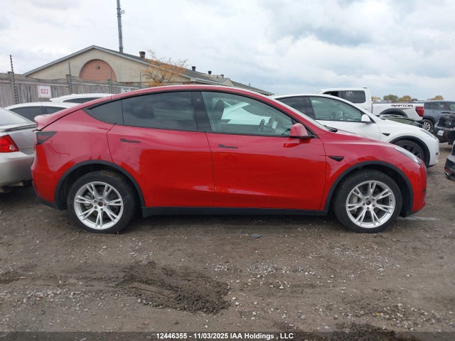 7SAYGDEE6NF508477 Tesla Model Y Long Range