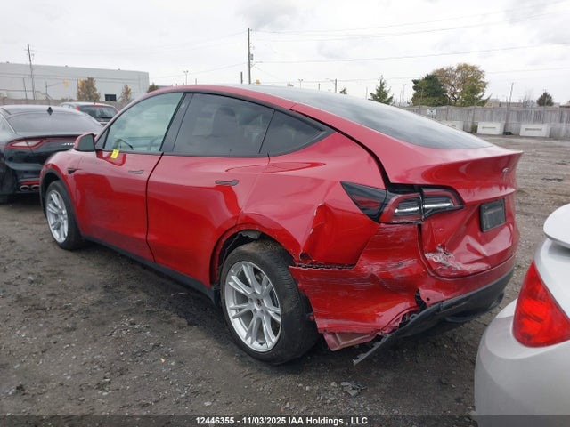 7SAYGDEE6NF508477 Tesla Model Y Long Range