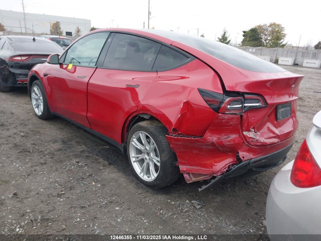 7SAYGDEE6NF508477 Tesla Model Y Long Range