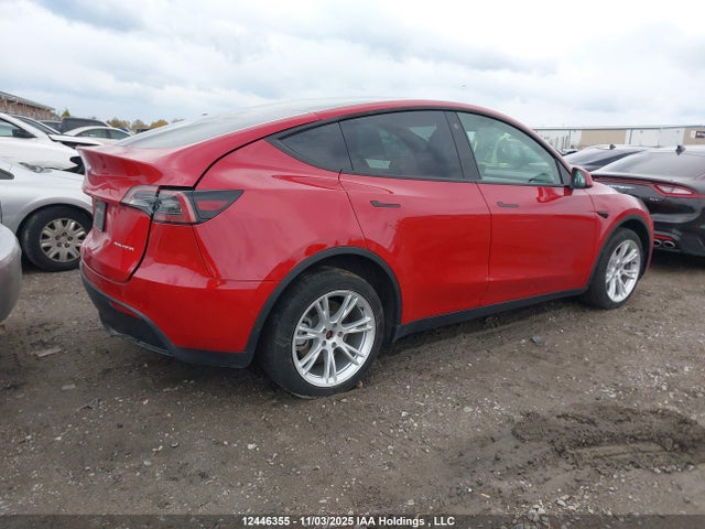 7SAYGDEE6NF508477 Tesla Model Y Long Range