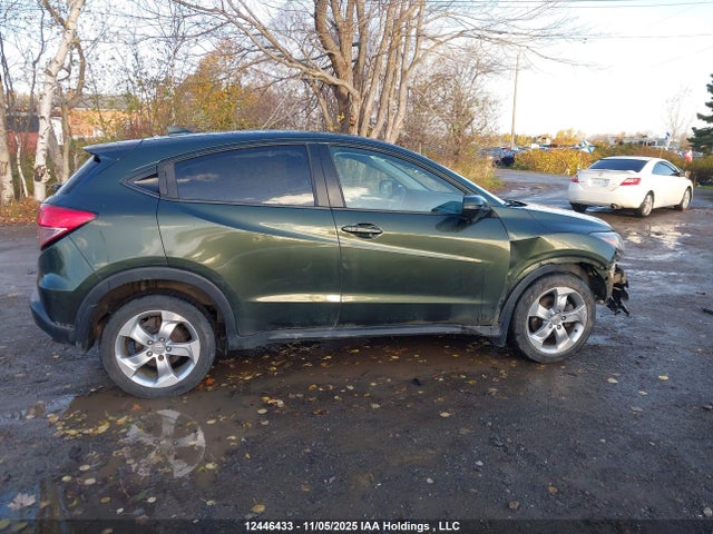 3CZRU6H58GM107877 Honda HR-V EX
