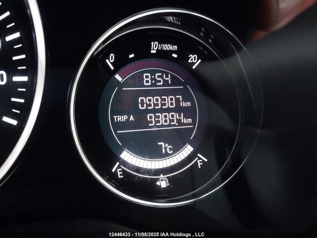 3CZRU6H58GM107877 Honda HR-V EX