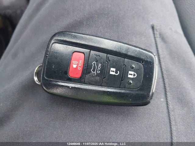 2024 Toyota Rav4 Hybrid Se მანქანა იყიდება აუქციონზე, vin: 2T34WRFV3RW227439, აუქციონის ნომერი: 12446646