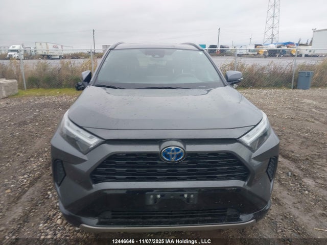 2024 Toyota Rav4 Hybrid Se მანქანა იყიდება აუქციონზე, vin: 2T34WRFV3RW227439, აუქციონის ნომერი: 12446646