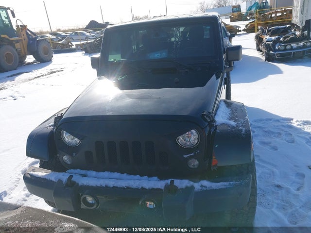 1C4BJWEG4JL913911 Jeep Wrangler Jk Unlimited Sahara