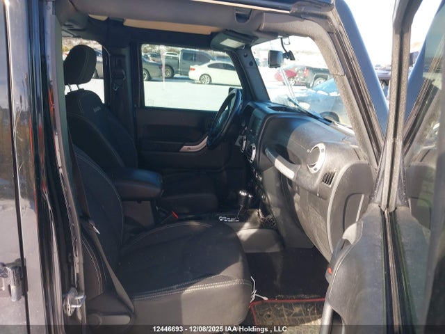 1C4BJWEG4JL913911 Jeep Wrangler Jk Unlimited Sahara