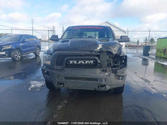 1C6RR7GT7KS724465 RAM 1500 Classic Slt