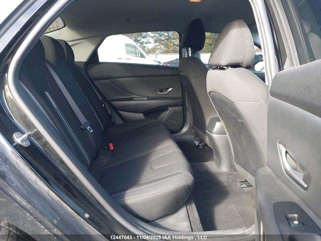 KMHLM4AG9MU074628 Hyundai ELANTRA SEL