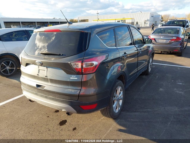 1FMCU0GD4HUA73124 Ford ESCAPE SE