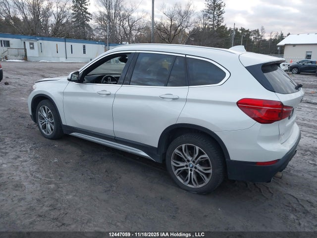 WBXHT3C3XJ3H32644 BMW X1 Xdrive28i