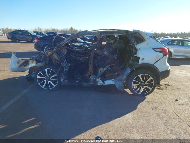 JN1BJ1CR3KW334094 Nissan Qashqai S/sl/sv