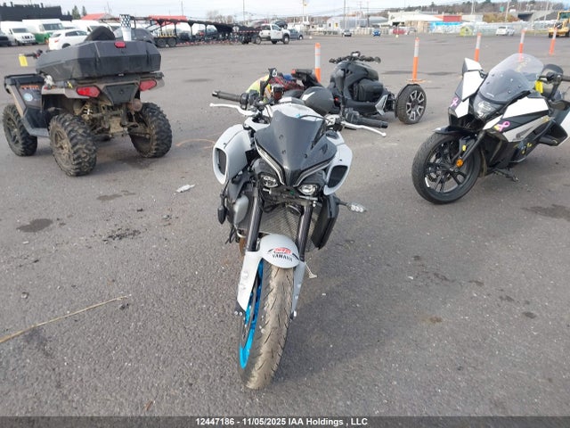 JYARN79N9SA000569 Yamaha Mtn1000