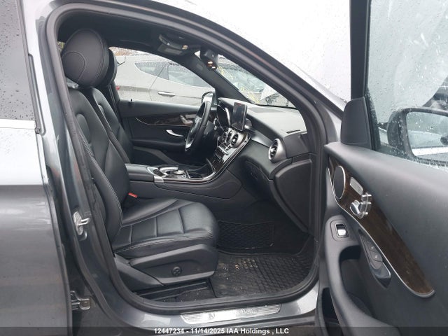 WDC0G4KB0JV055788 Mercedes-Benz Glc 300 4matic