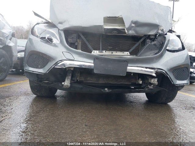 WDC0G4KB0JV055788 Mercedes-Benz Glc 300 4matic