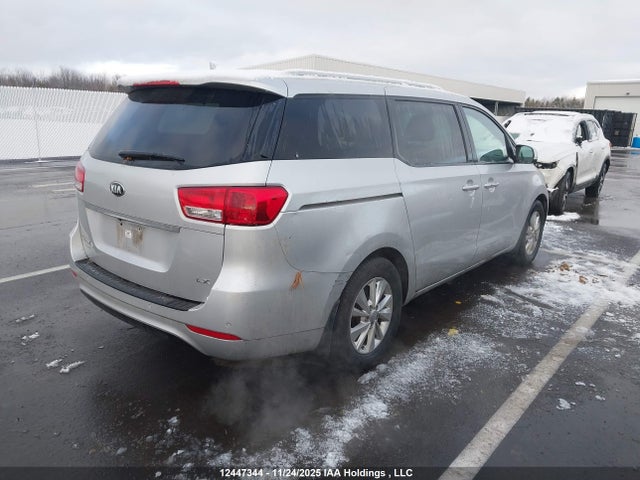 2017 Kia Sedona მანქანა იყიდება აუქციონზე, vin: KNDMB5C10H6342702, აუქციონის ნომერი: 12447344