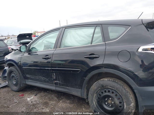 2015 Toyota Rav4 Le მანქანა იყიდება აუქციონზე, vin: 2T3BFREVXFW303310, აუქციონის ნომერი: 12447375
