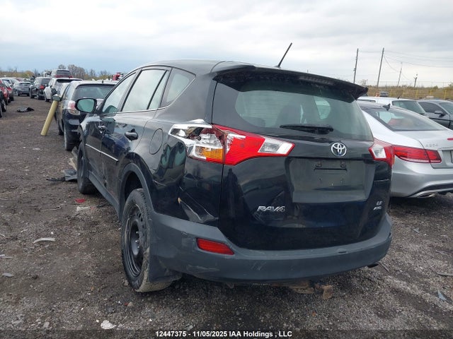 2015 Toyota Rav4 Le მანქანა იყიდება აუქციონზე, vin: 2T3BFREVXFW303310, აუქციონის ნომერი: 12447375