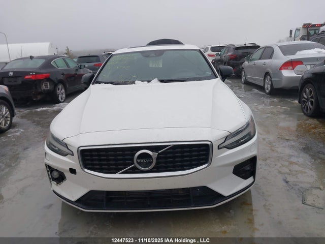 7JRA22TMXLG031858 Volvo S60 T6 R-design