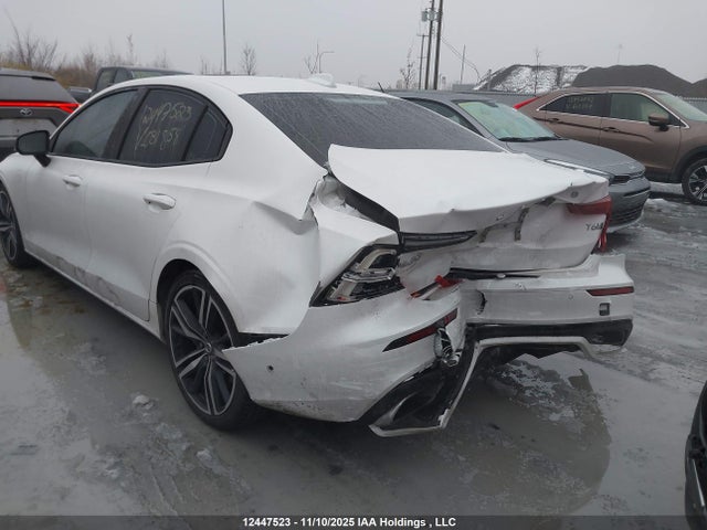 7JRA22TMXLG031858 Volvo S60 T6 R-design
