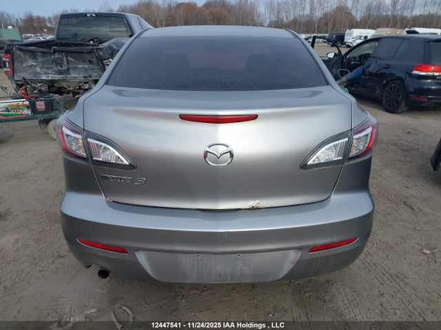12447541 :رقم المزاد ، JM1BL1UF0C1549510 vin ، 2012 Mazda Mazda3 Gx مزاد بيع