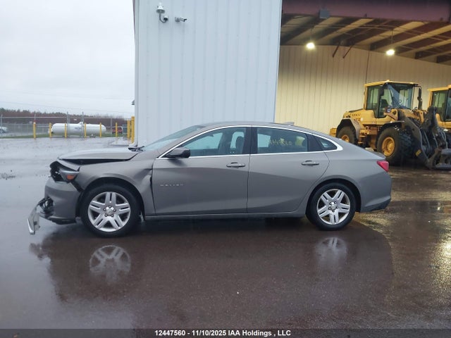 1G1ZD5ST2JF223146 Chevrolet MALIBU LT