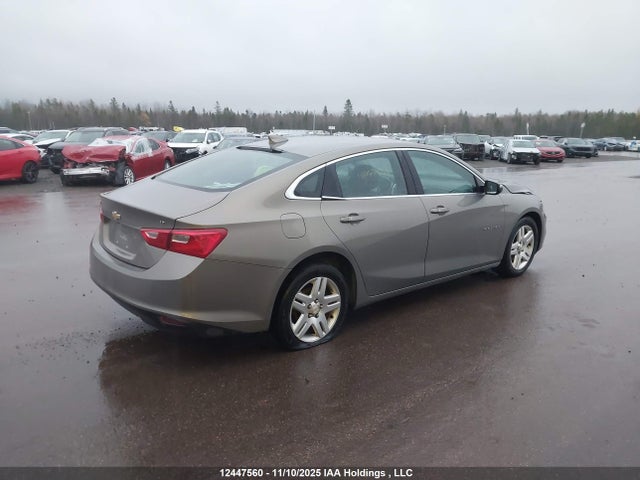 1G1ZD5ST2JF223146 Chevrolet MALIBU LT