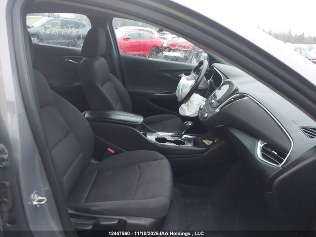 1G1ZD5ST2JF223146 Chevrolet MALIBU LT