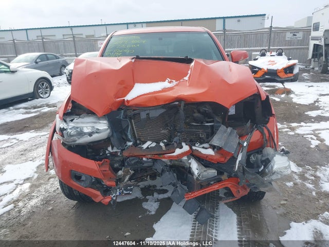 5TFDZ5BN0HX026453 Toyota Tacoma Dbl Cab/sr5/trd Sport/or