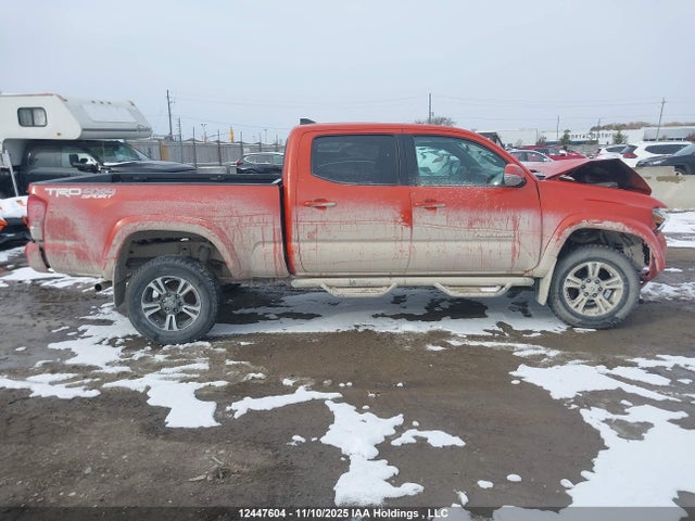 5TFDZ5BN0HX026453 Toyota Tacoma Dbl Cab/sr5/trd Sport/or
