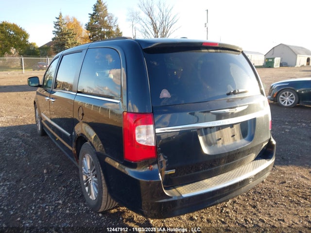 12447912 :رقم المزاد ، 2C4RC1CG6ER205154 vin ، 2014 Chrysler Lebaron Town And Country مزاد بيع