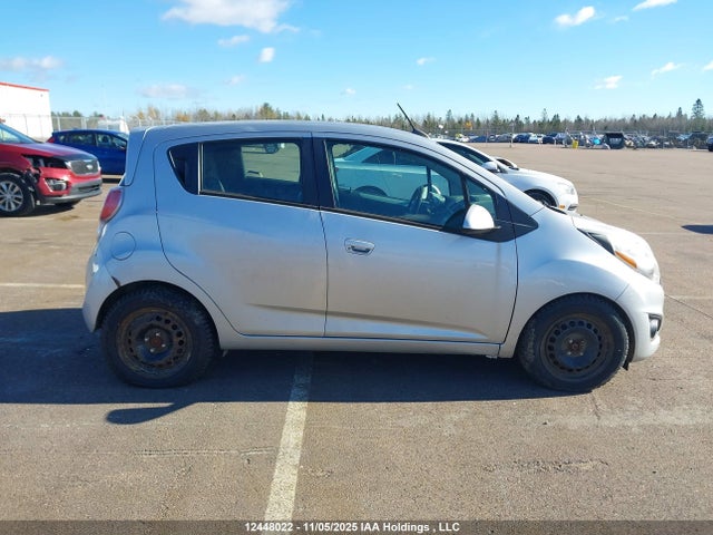 2015 Chevrolet Spark 1lt მანქანა იყიდება აუქციონზე, vin: KL8CD6S93FC766479, აუქციონის ნომერი: 12448022