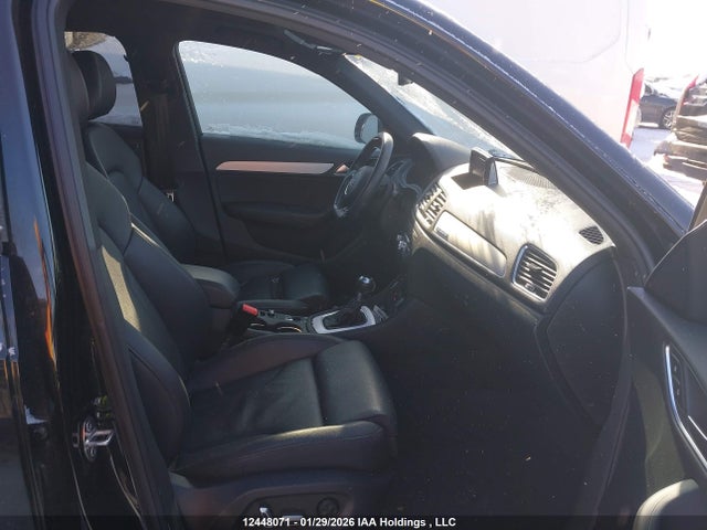 WA1JCCFS0HR011443 Audi Q3 2.0t Progressiv
