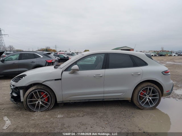 2025 Porsche Macan S მანქანა იყიდება აუქციონზე, vin: WP1AG2A54SLB40204, აუქციონის ნომერი: 12448124