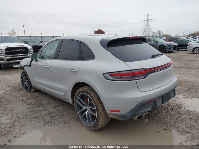 2025 Porsche Macan S მანქანა იყიდება აუქციონზე, vin: WP1AG2A54SLB40204, აუქციონის ნომერი: 12448124