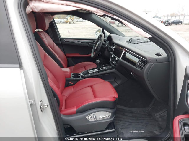 2025 Porsche Macan S მანქანა იყიდება აუქციონზე, vin: WP1AG2A54SLB40204, აუქციონის ნომერი: 12448124