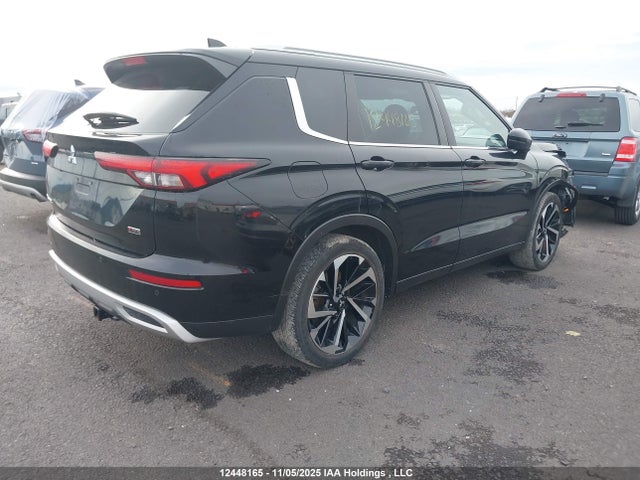 JA4J4UA88NZ617650 Mitsubishi Outlander
