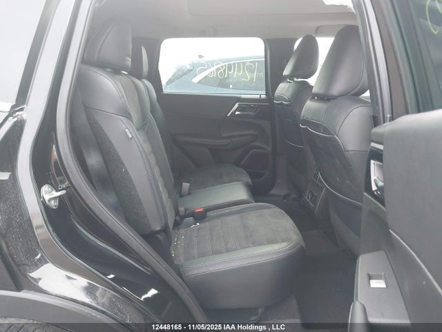 JA4J4UA88NZ617650 Mitsubishi Outlander
