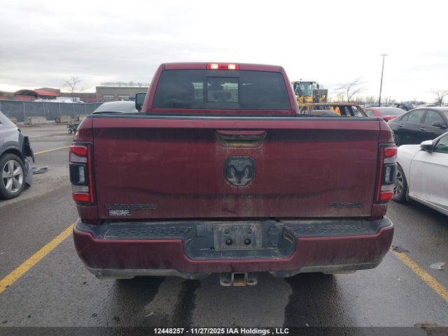 12448257 :رقم المزاد ، 3C6UR5FL3PG527064 vin ، 2023 Ram 2500 Laramie مزاد بيع
