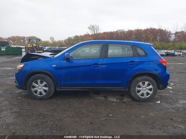 JA4AH3AU7JU601197 Mitsubishi Rvr Se/es