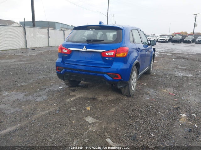 JA4AH3AU7JU601197 Mitsubishi Rvr Se/es